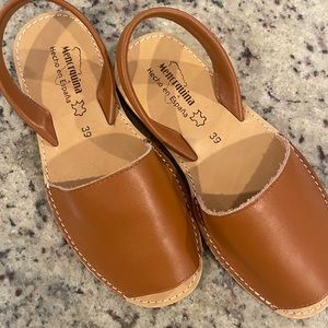 Brand new Menorquina hecho en espana size 39 in brown leather